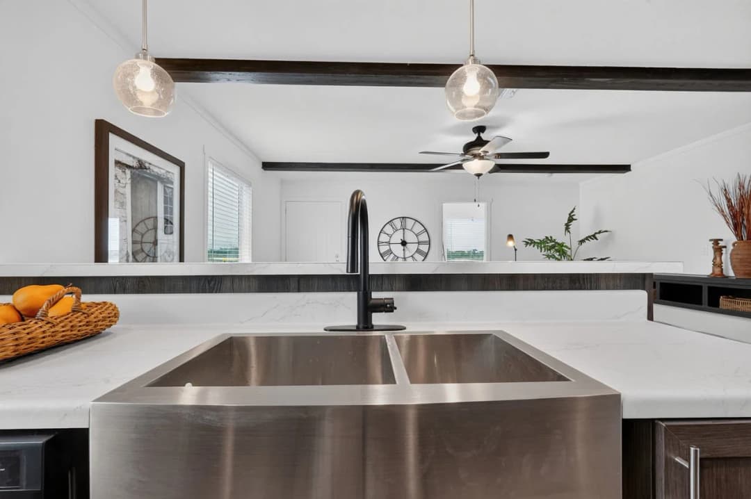 Nm2076a kitchen home features