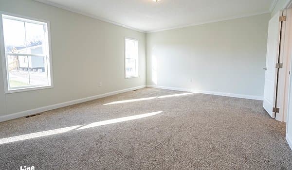 Pri3280-2043 bedroom home features