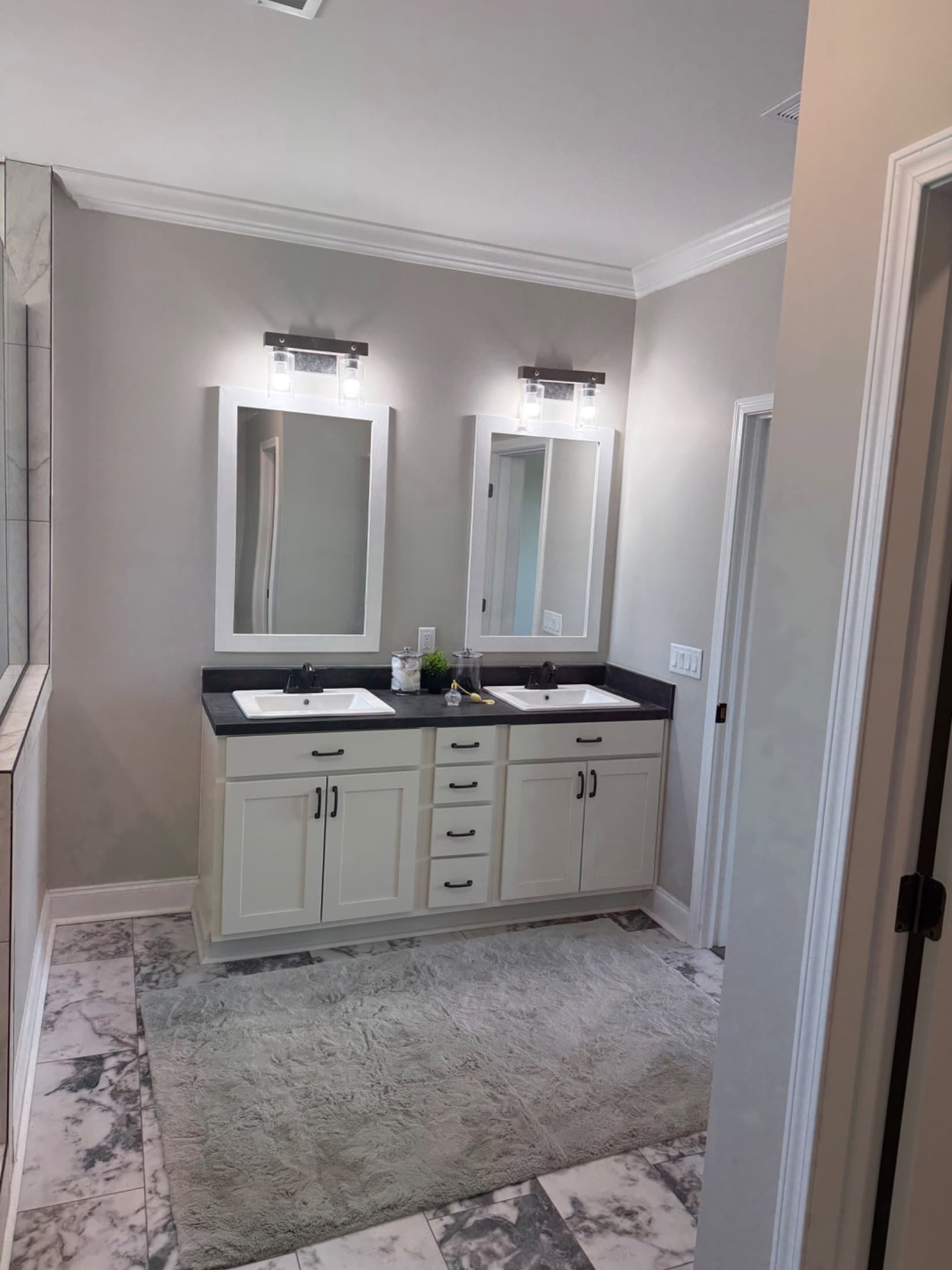 Custom franklin / lot 13   home features