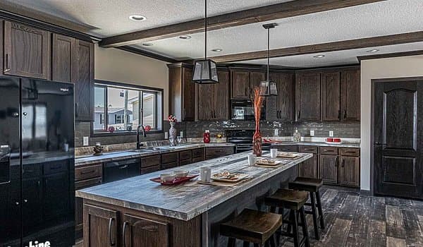 Pri3268-2004 kitchen home features