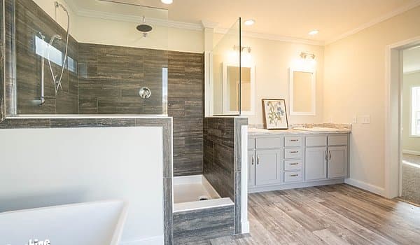 Pri3280-2043 bathroom home features