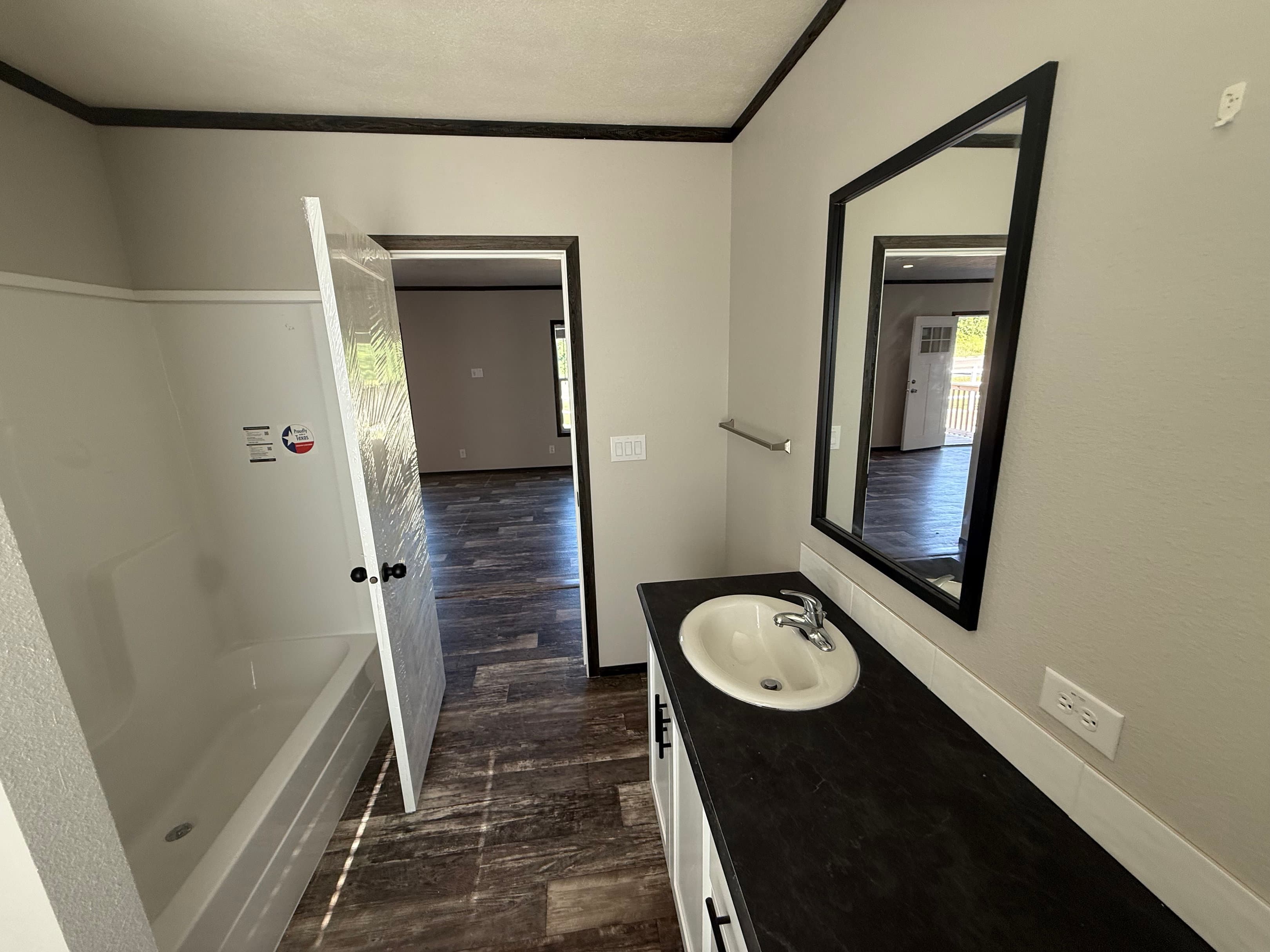 The summit lot #2  home features