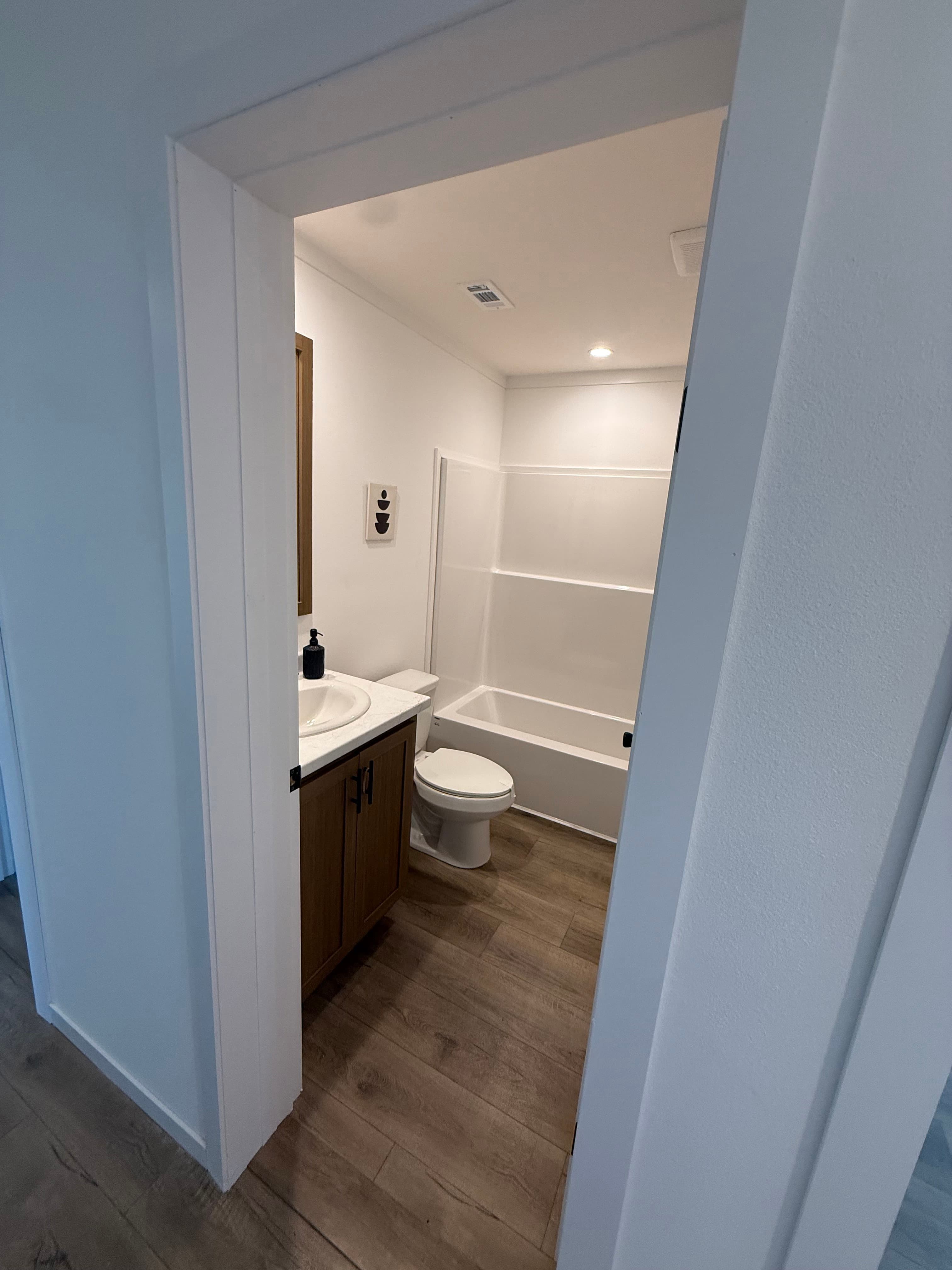 Kylie mae lot #10 bathroom home features