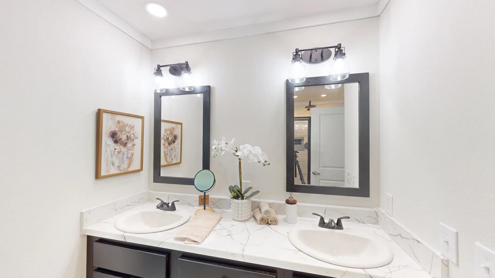 Pri3264-200 bathroom home features