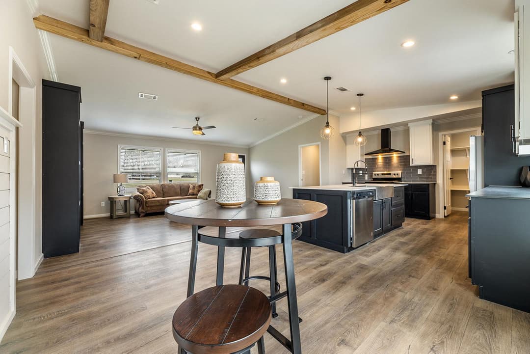 Innovation 2864h interior home features
