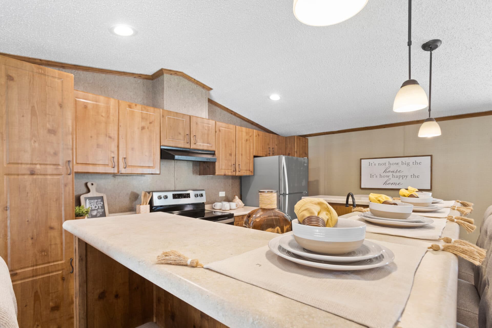 Classic c-1868-32a kitchen home features