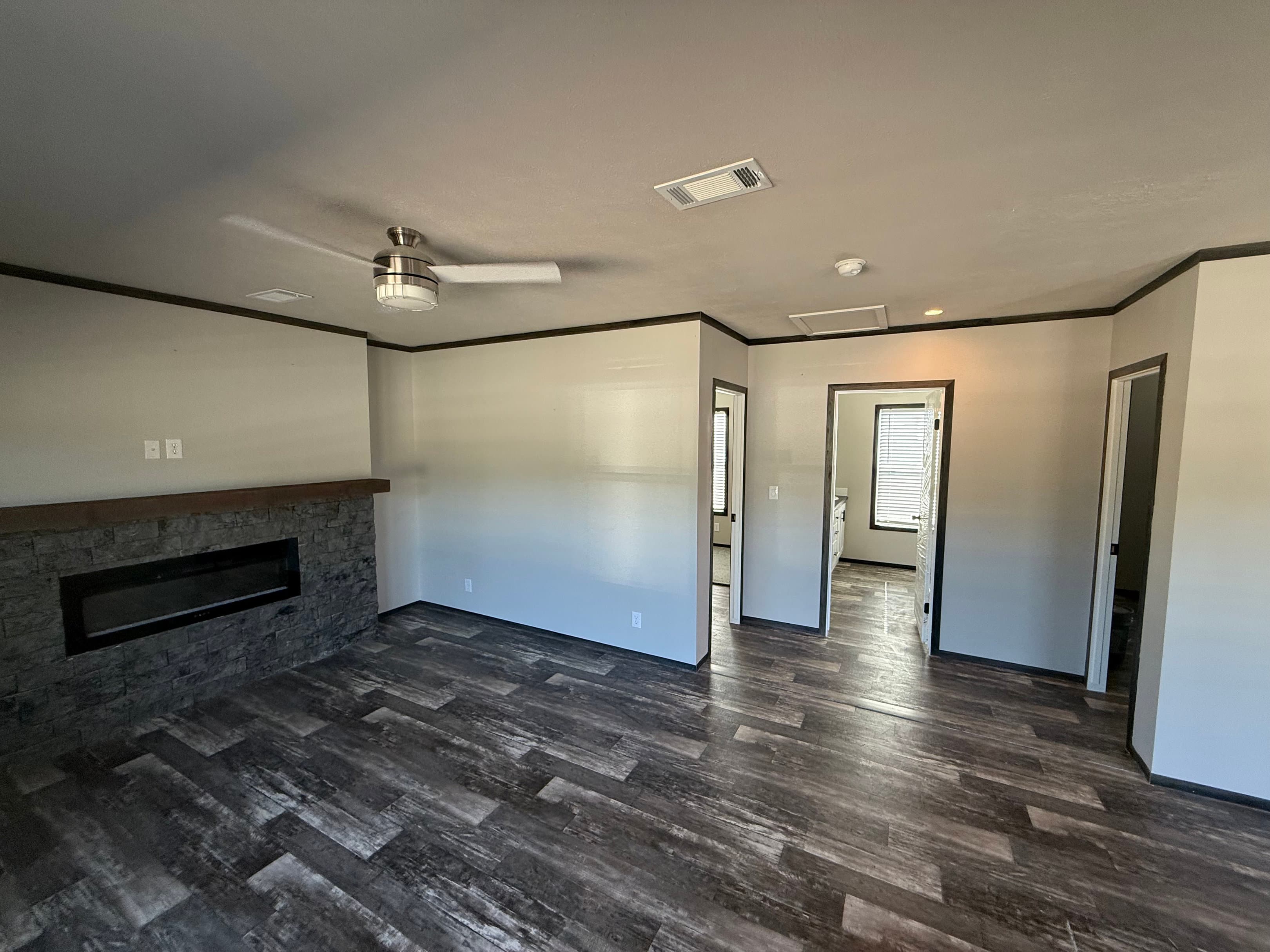 The summit lot #2  home features