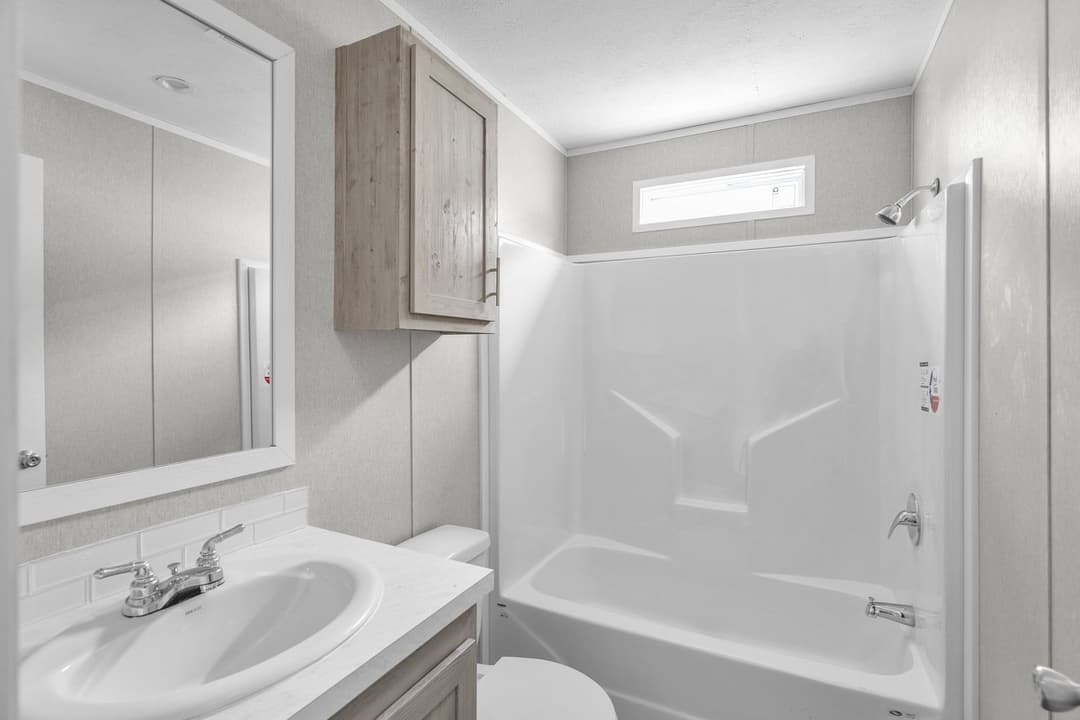 Verde ranch 14632n bathroom home features