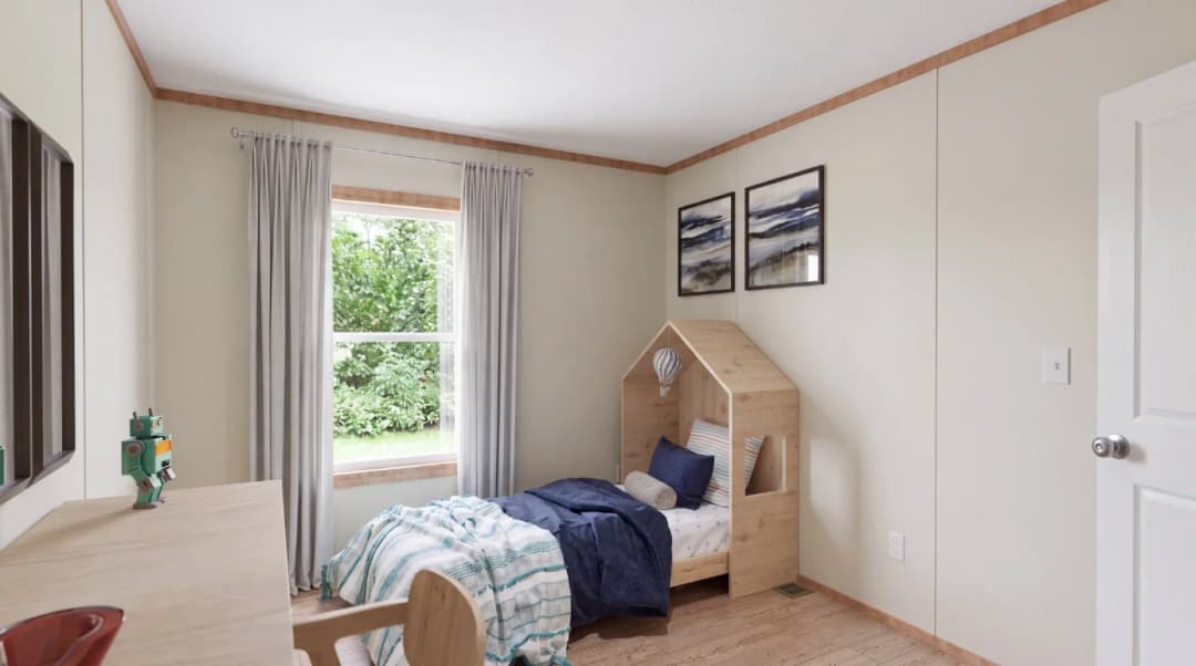 Explorer bedroom home features