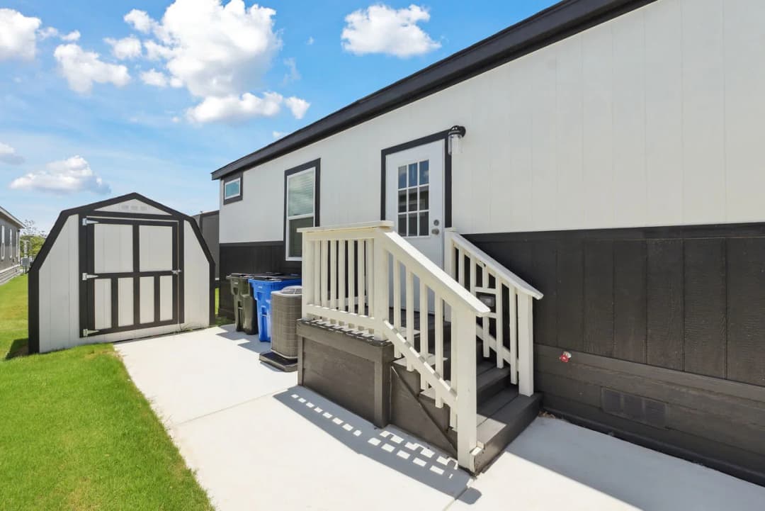 Innovation in1868h22177 exterior home features