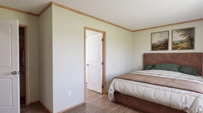 Summit bedroom home features