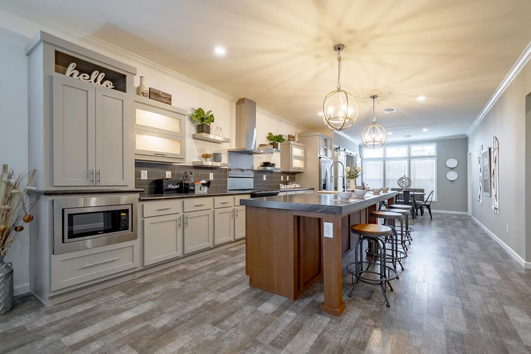 Innovation 3268c kitchen and hero home features