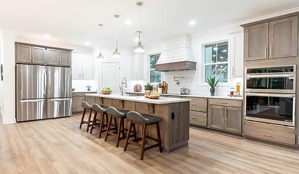 The lost creek  home features