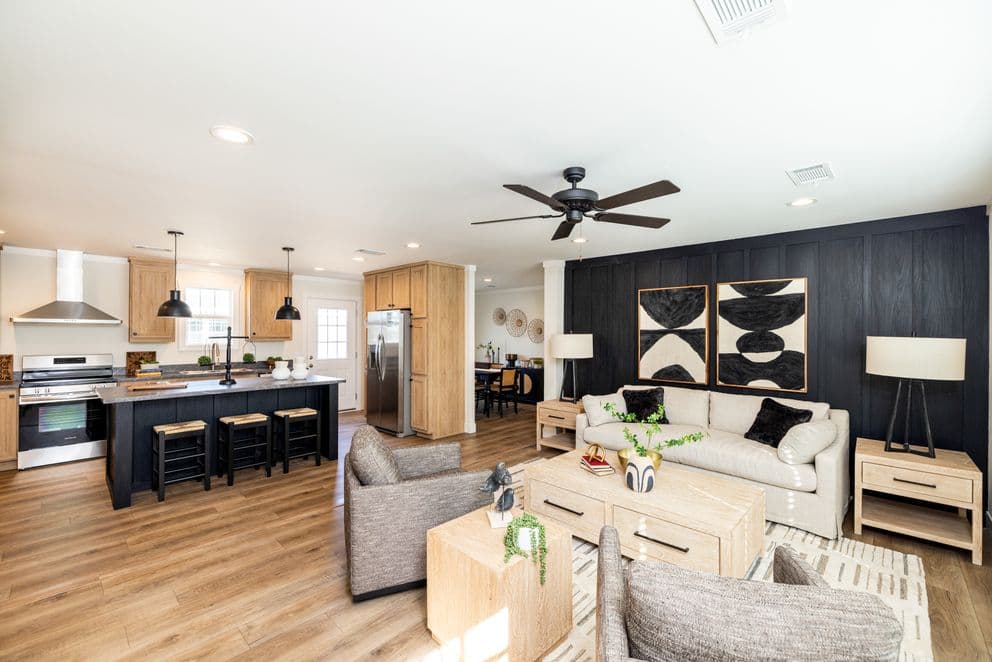 Hey jude interior home features