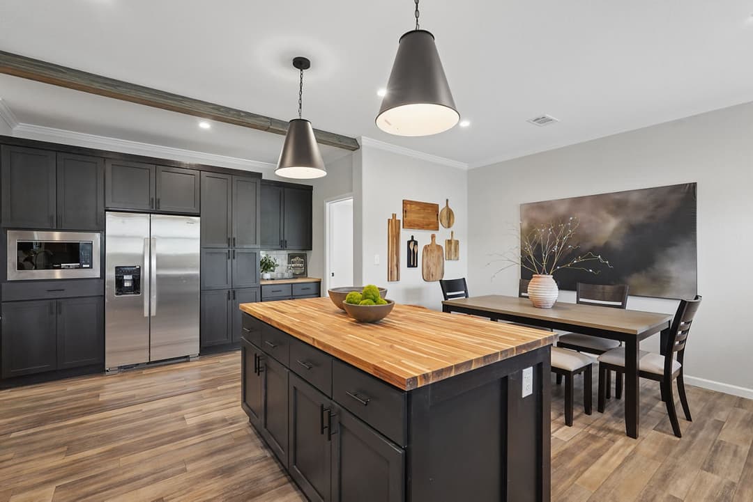 The haven kitchen home features