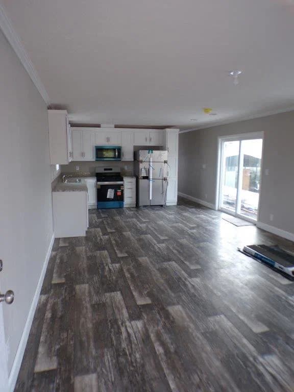 Prairie dune 8704 interior and kitchen home features