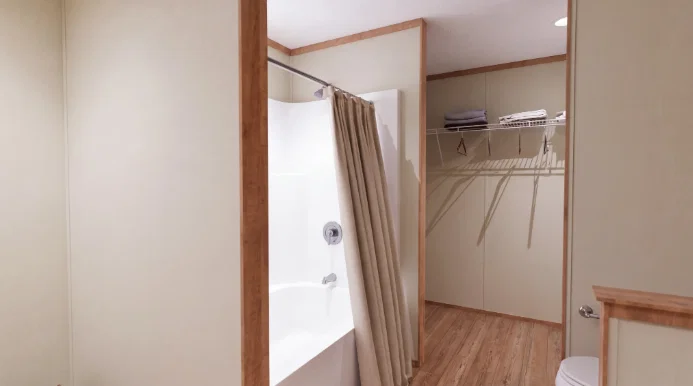 Snowcap bathroom home features