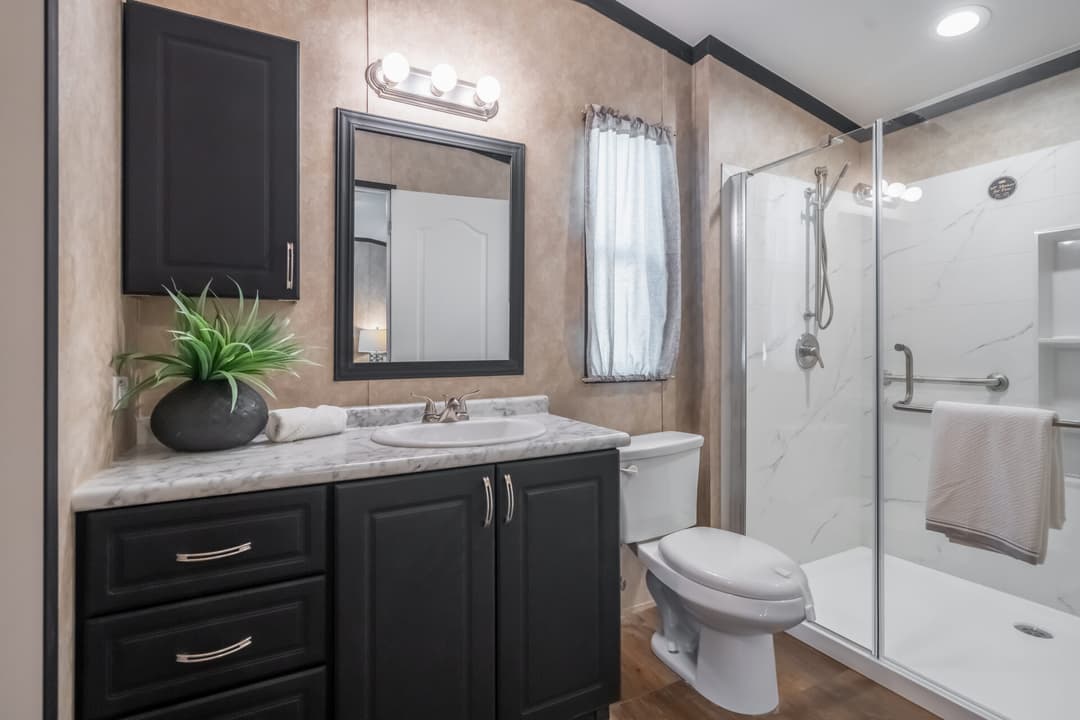 Classic c-1680-32flp bathroom home features