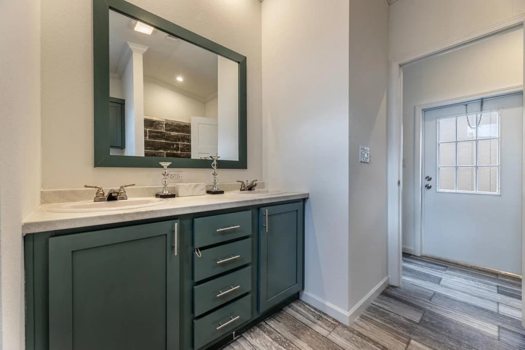 Innovation in1650h11059 bathroom home features