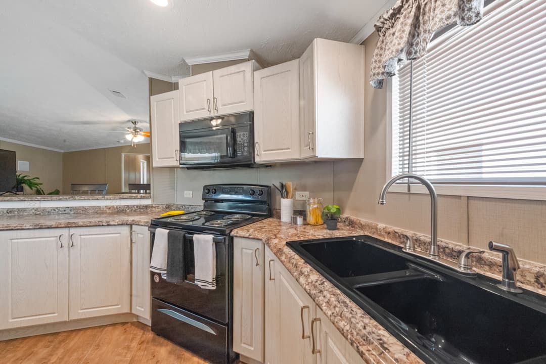 Classic c-1880-32f kitchen home features