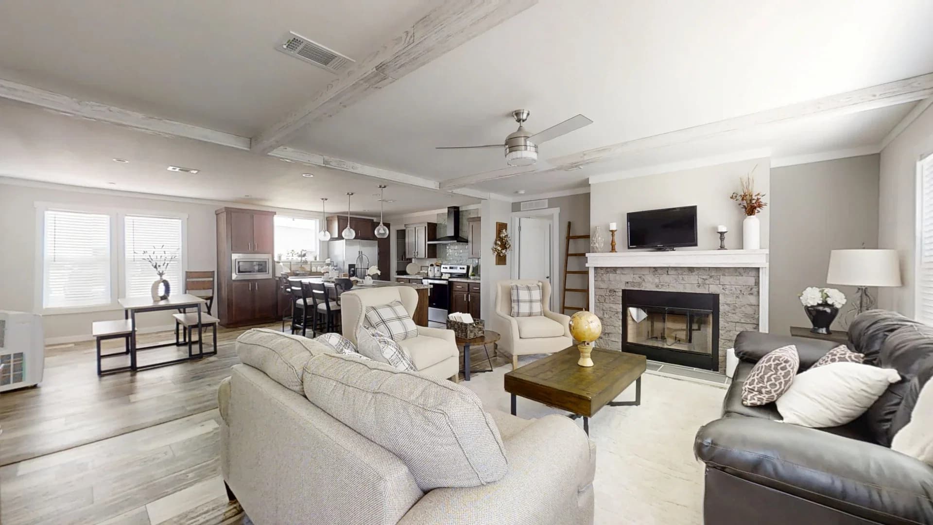 Winter special lot #1 interior home features
