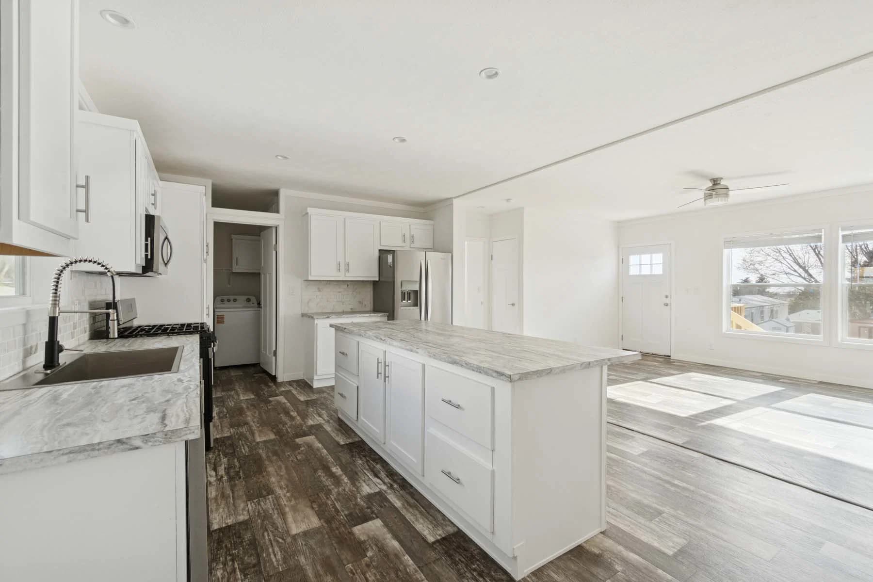 Prairie dune 8452 kitchen home features