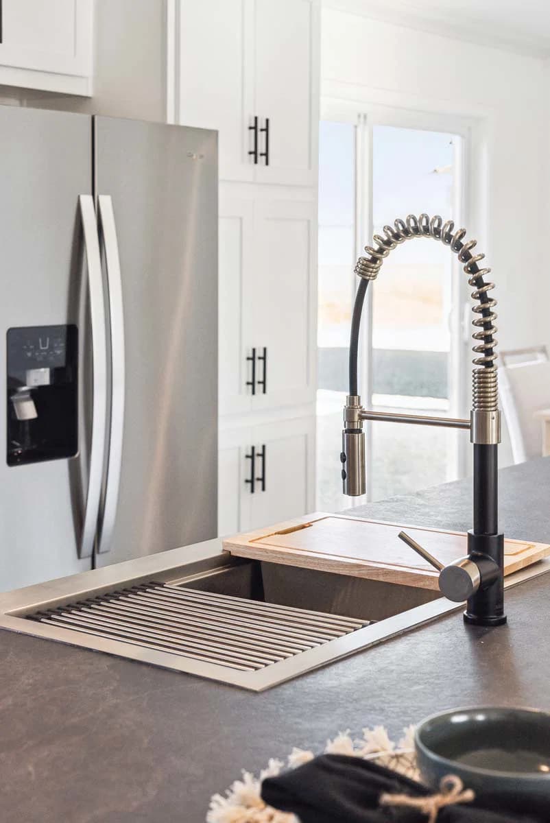 Prairie dune 8978 kitchen home features