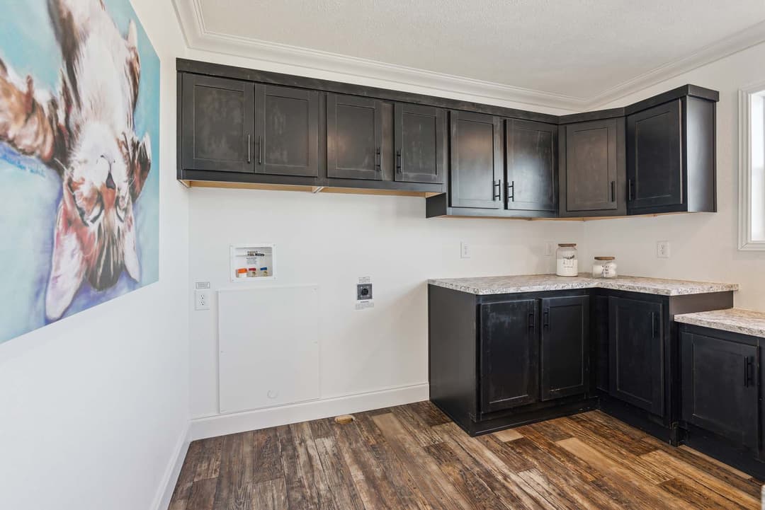Prairie dune 8978 interior home features