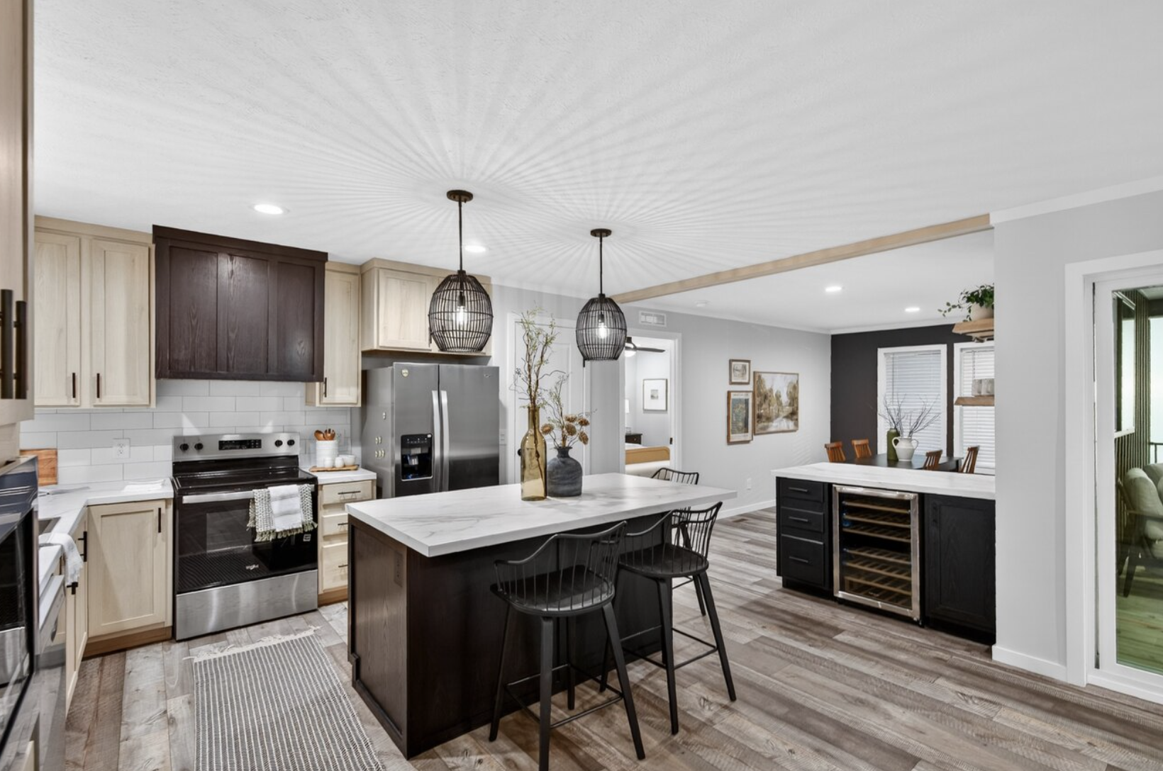 Axis 32563n kitchen home features