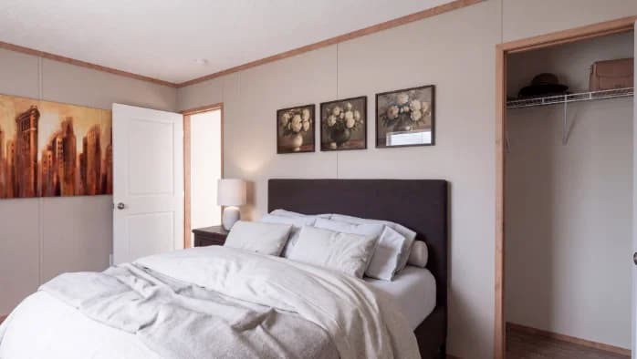 Magellan bedroom home features