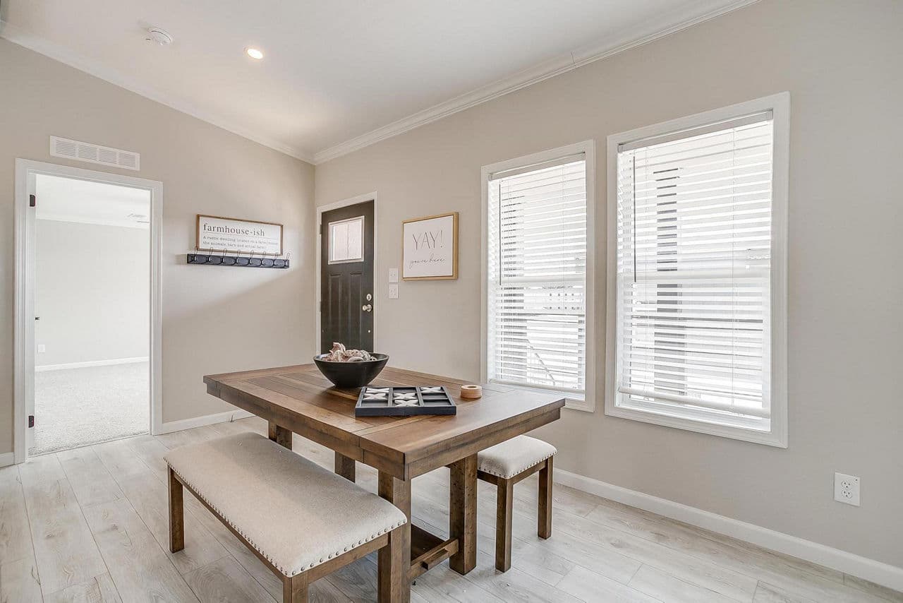 Innovation 2860h interior home features