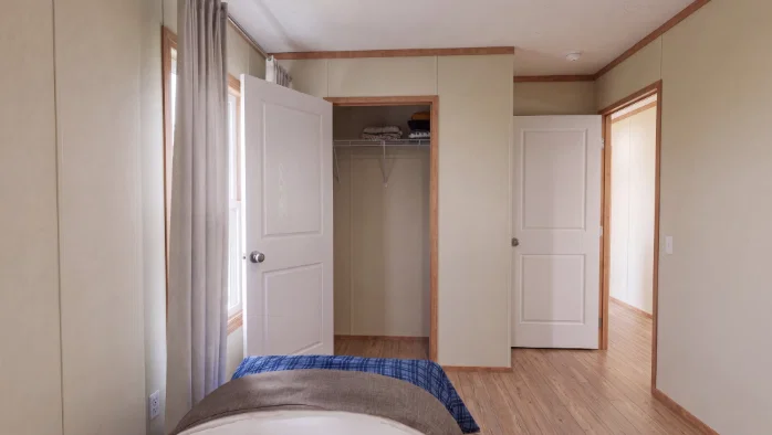 Cook bedroom home features