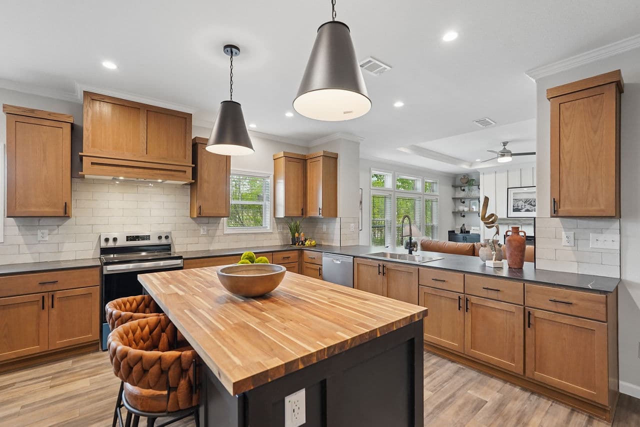 The haven kitchen home features