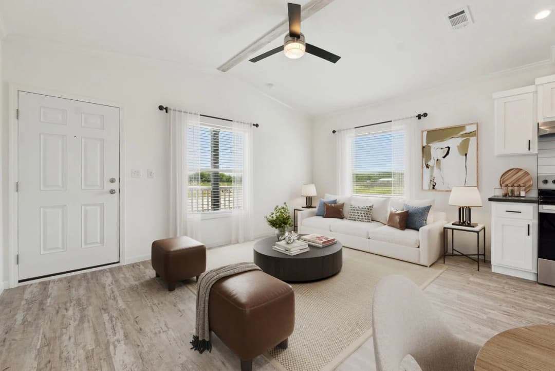 Innovation in1868h22177 interior home features
