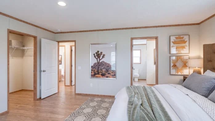 Cook bedroom home features