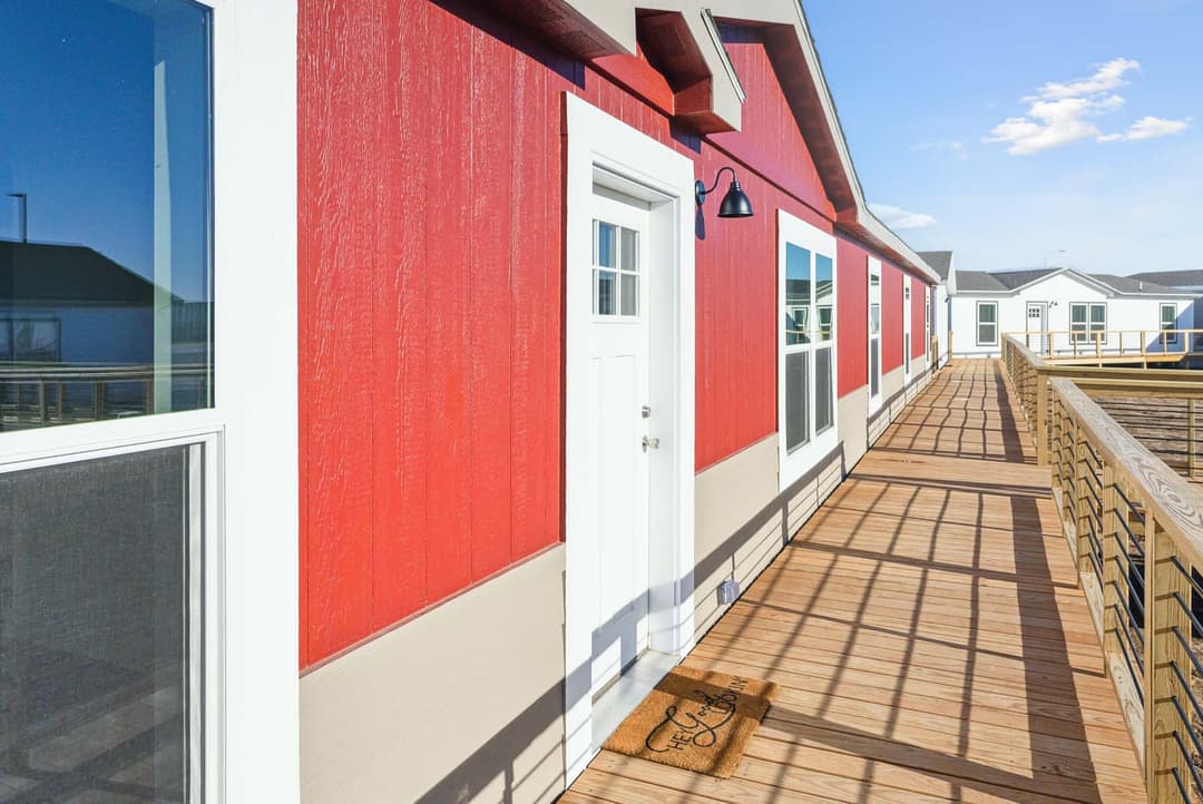 Prairie dune 8978 exterior home features