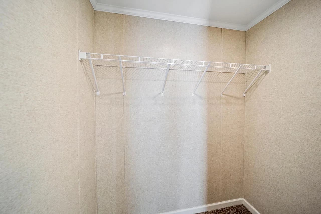 Innovation in2856h32026 interior home features