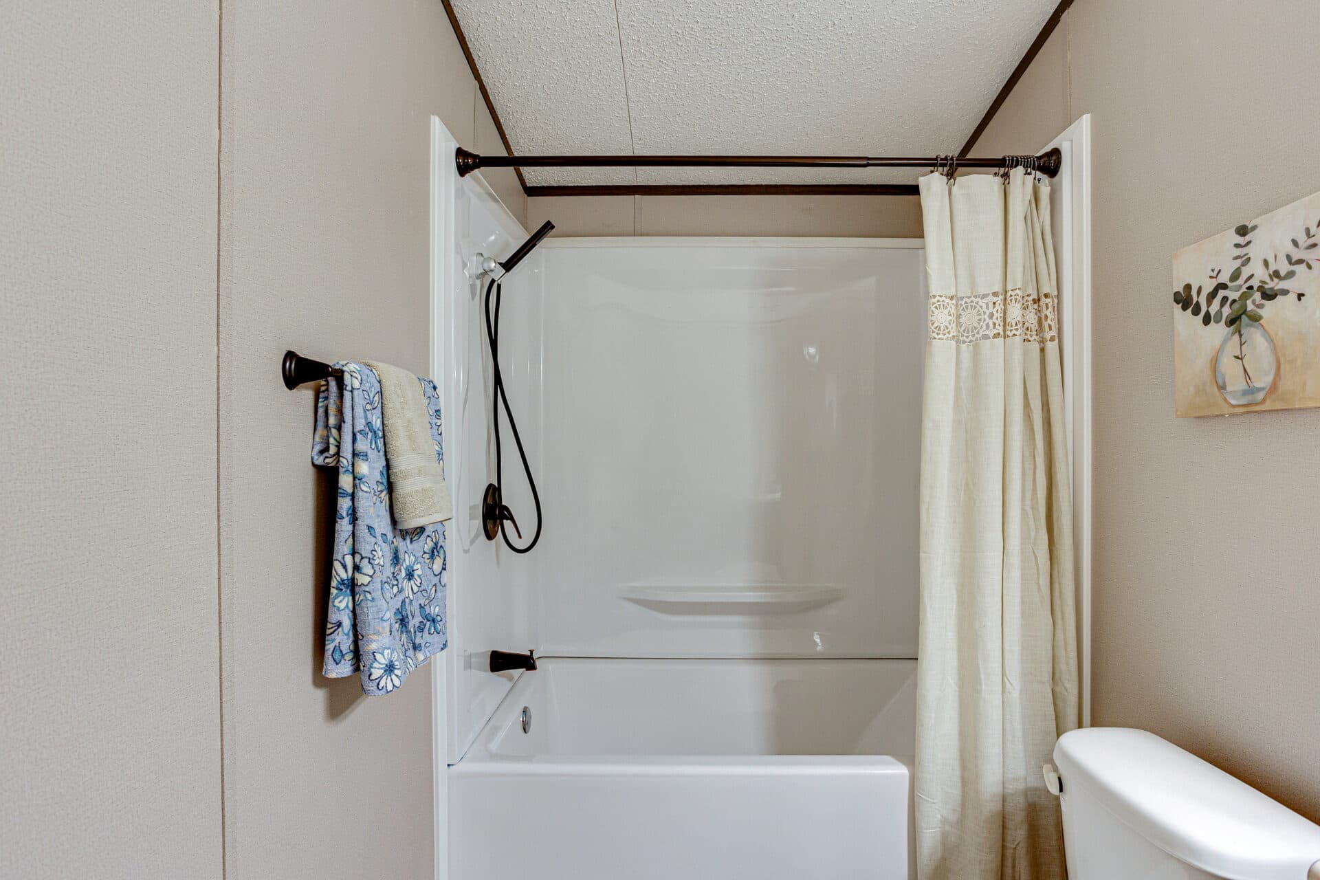 Select s-1672-32b bathroom home features