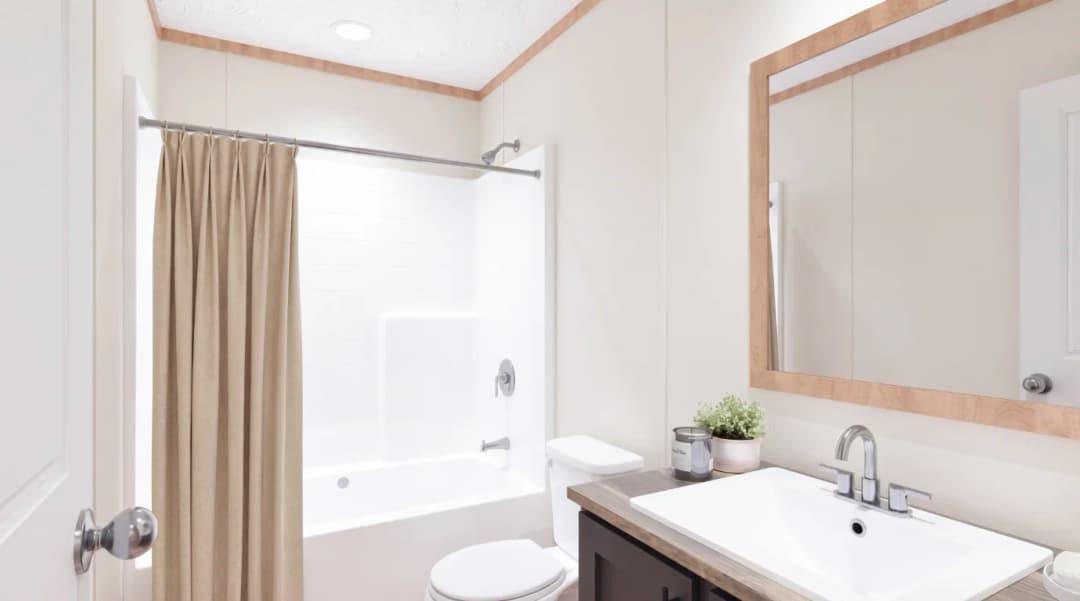 Expedition bathroom home features