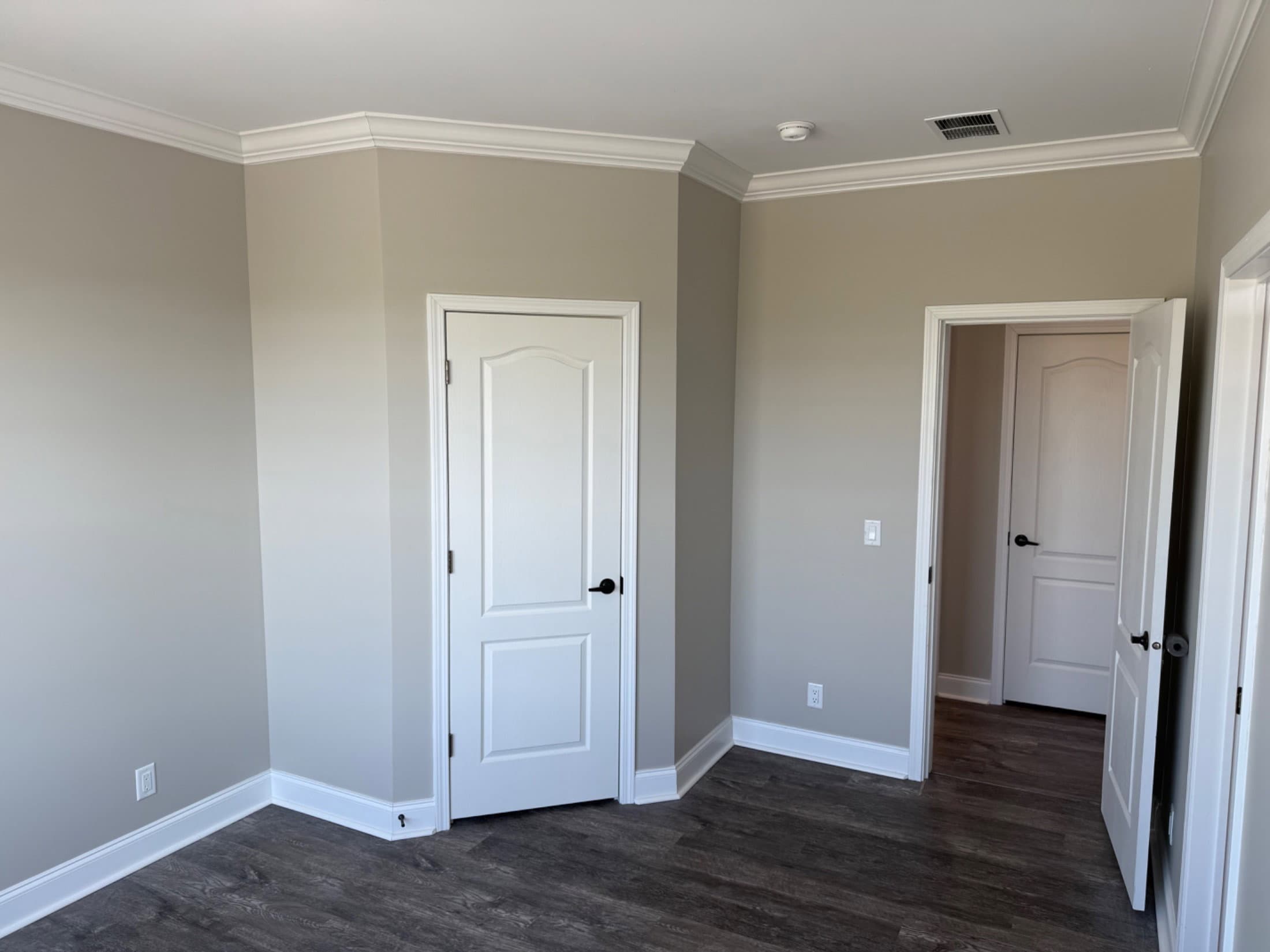 Custom franklin / lot 13   home features