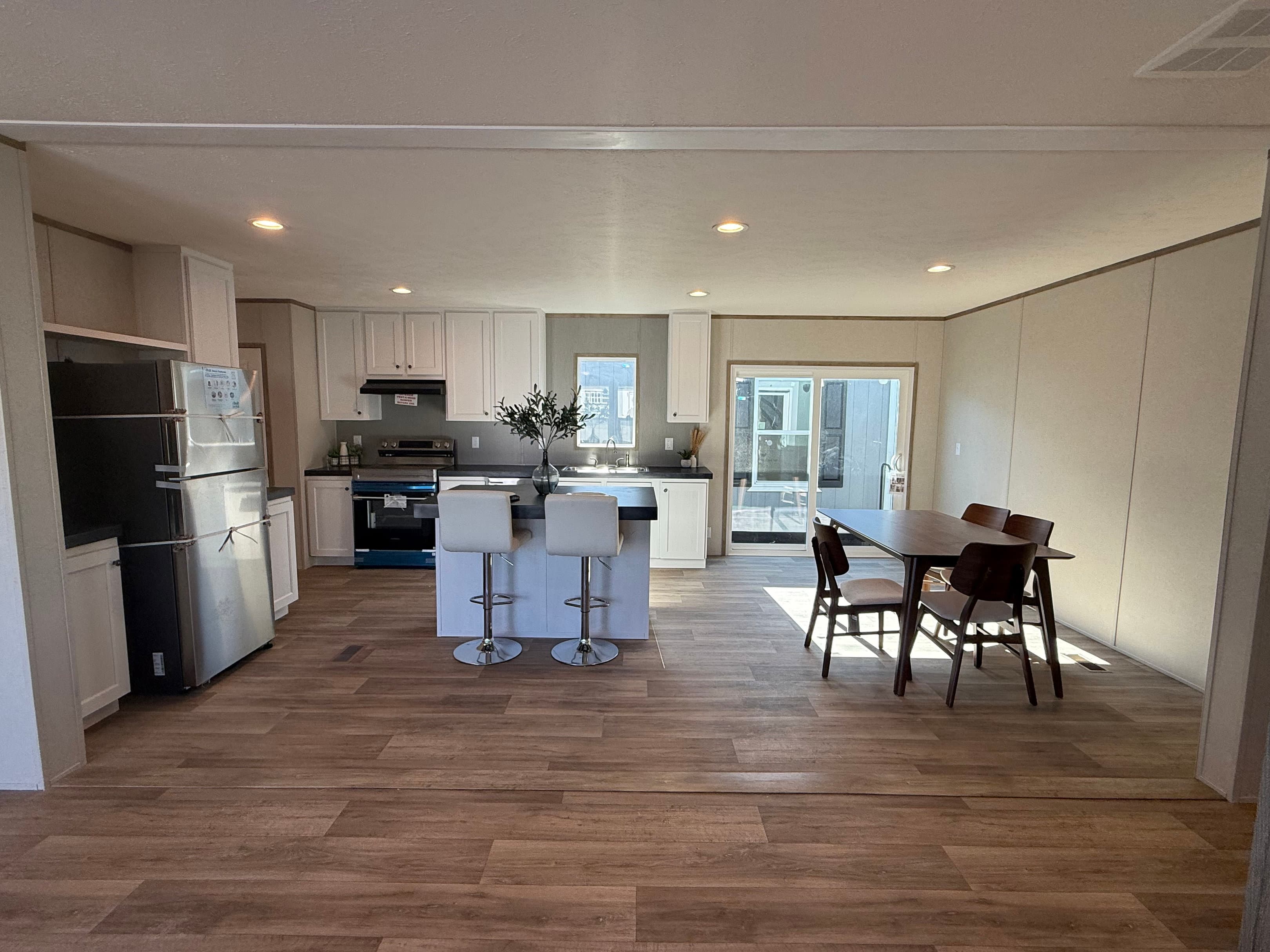 Vista lot #19 kitchen home features