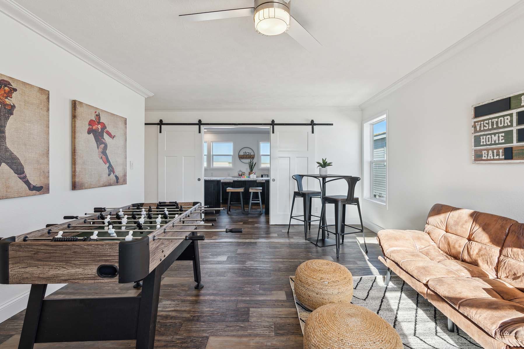 Prairie dune 8978 interior home features