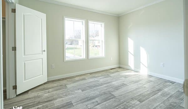 Pri3280-2043 bedroom home features