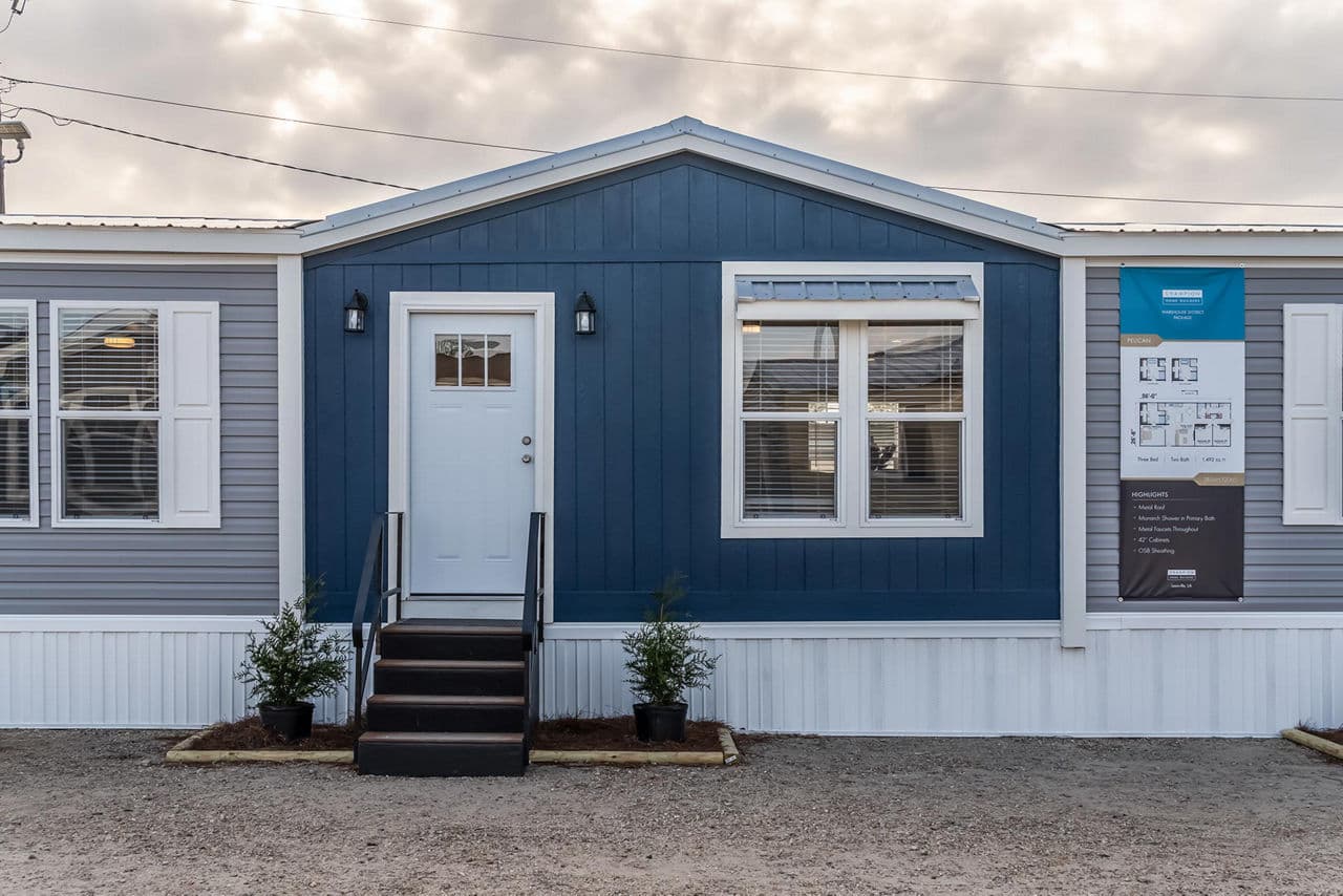 The pelican exterior home features