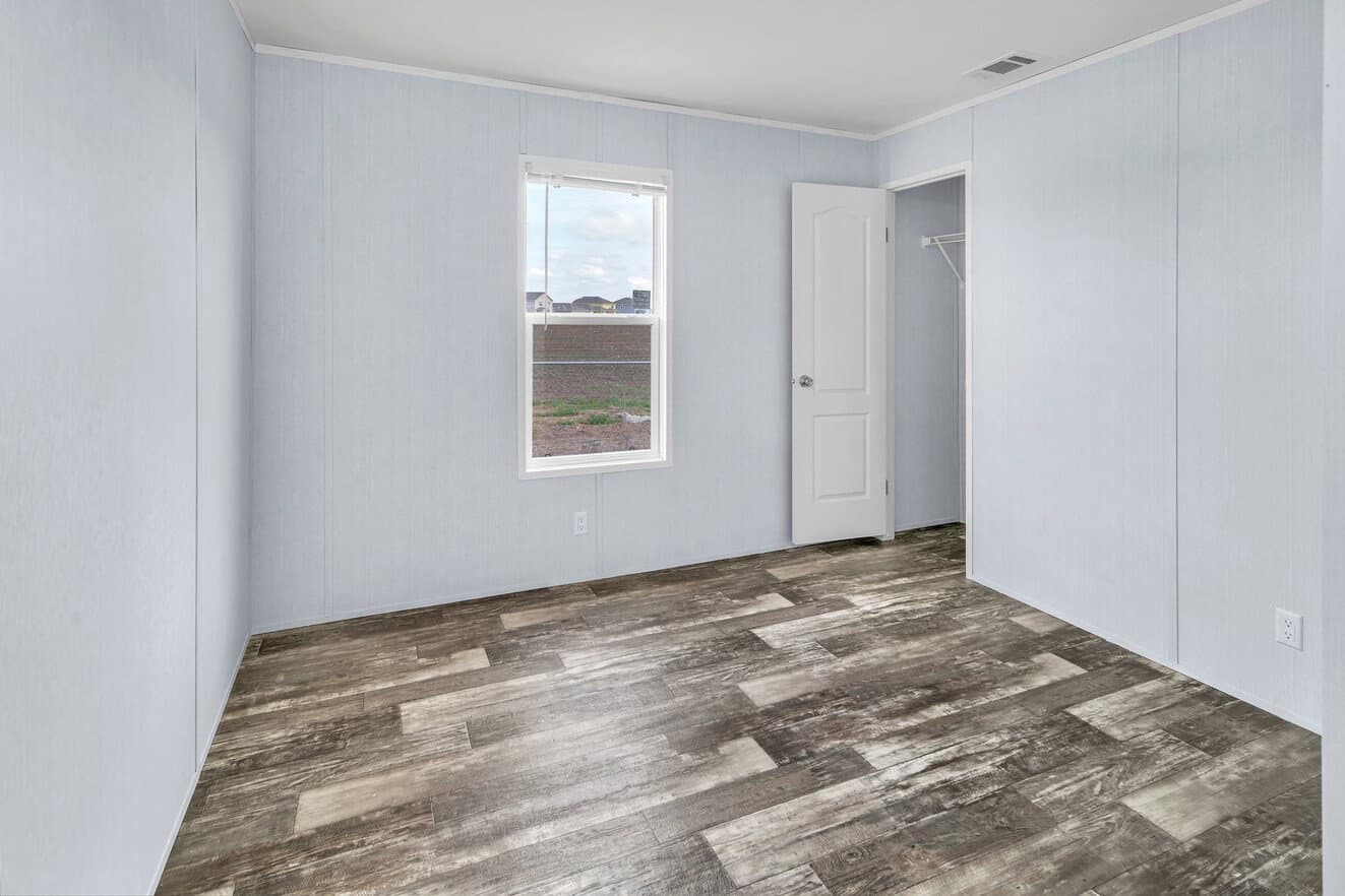 Alamo lite 16763r  home features