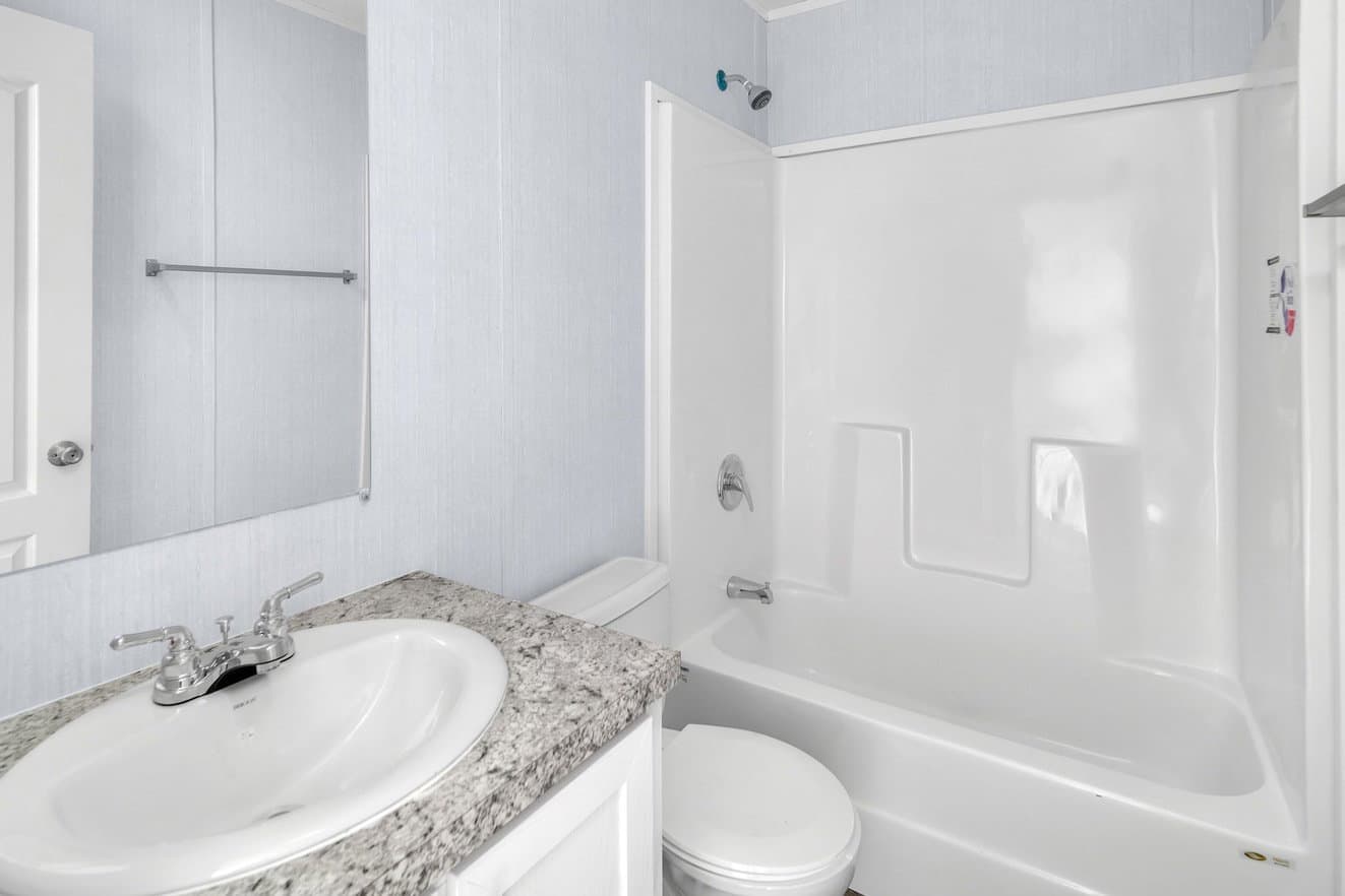 Alamo lite 16763r bathroom home features