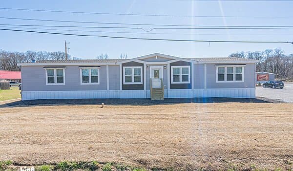 Pri3284-2010 exterior and elevation home features
