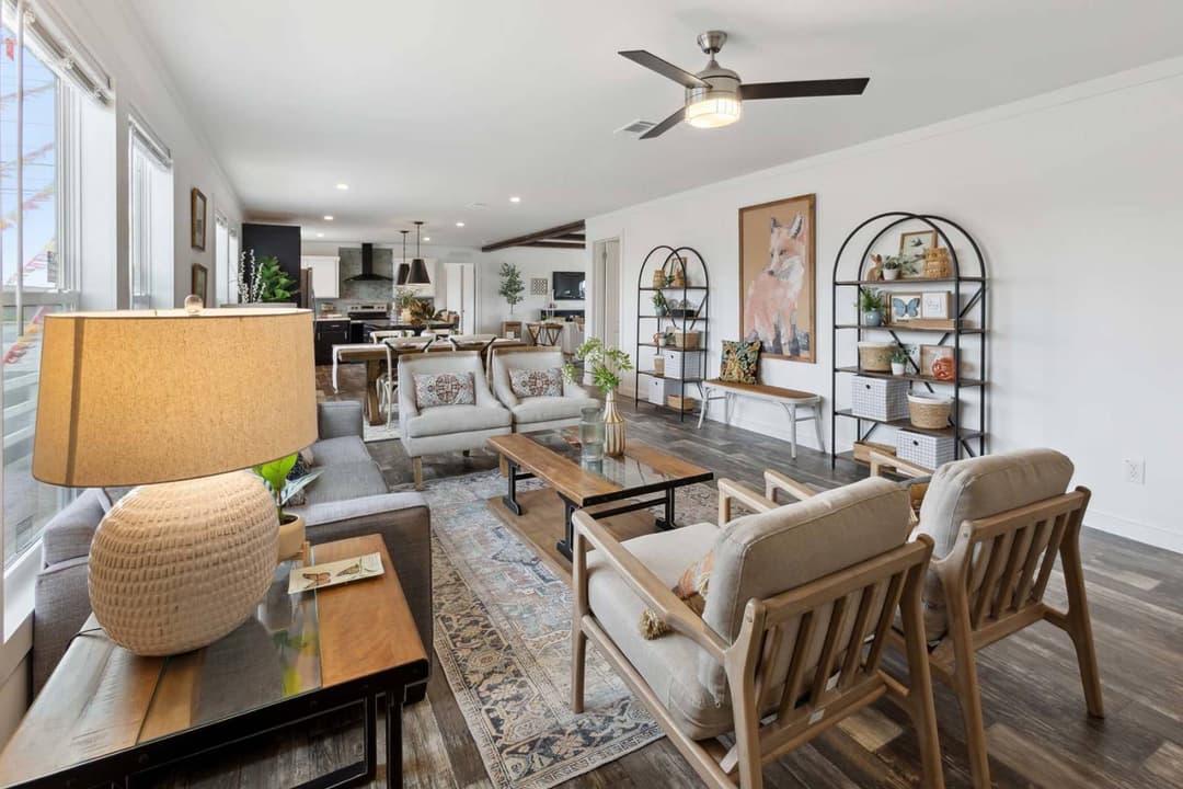 Danielle lot# 7 interior and hero home features