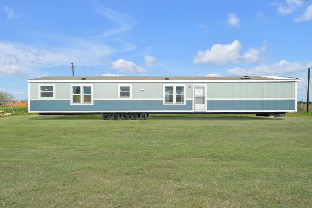 Alamo lite 16763r elevation, exterior, and hero home features