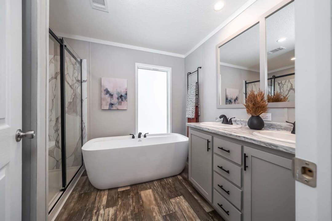 The jazz bathroom home features